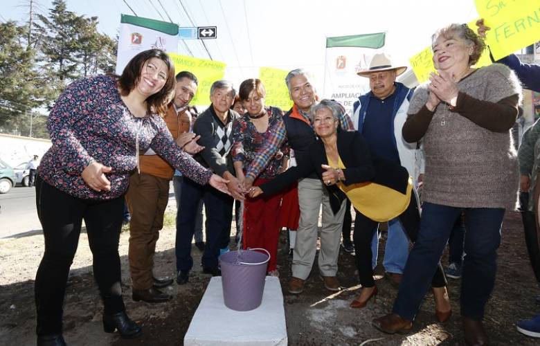 Amplía Toluca red de agua potable en colonias Cultural y Parques Nacionales