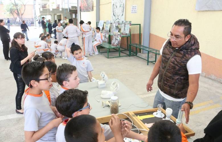 Lleva Toluca jornadas ambientales temáticas a las escuelas