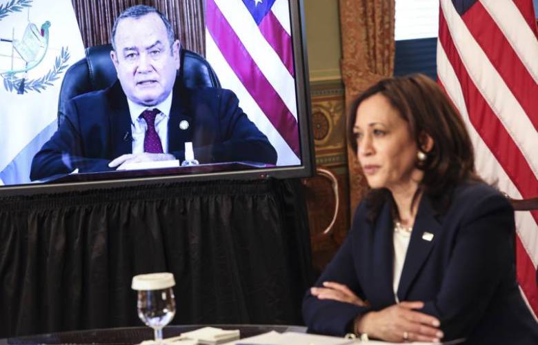 Kamala Harris promete ayuda por 310 MDD a Centroamérica para frenar crisis fronteriza
