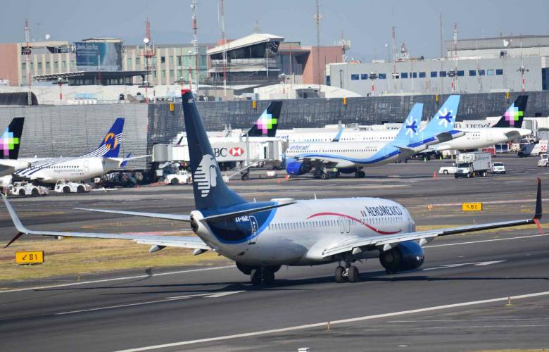 Acusan que en el Valle de México dos aviones estuvieron a punto de chocar