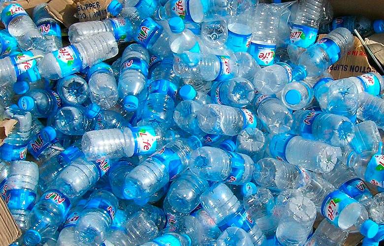 Nueva tecnología capaz de eliminar plásticos del agua