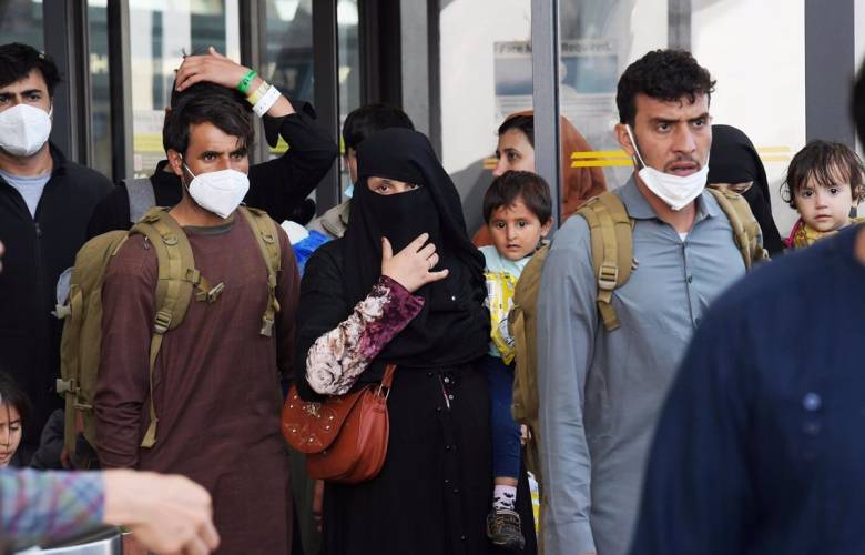 Se eliminarán tasas migratorias a EU y agilizará el procesamiento de solicitudes de afganos evacuados