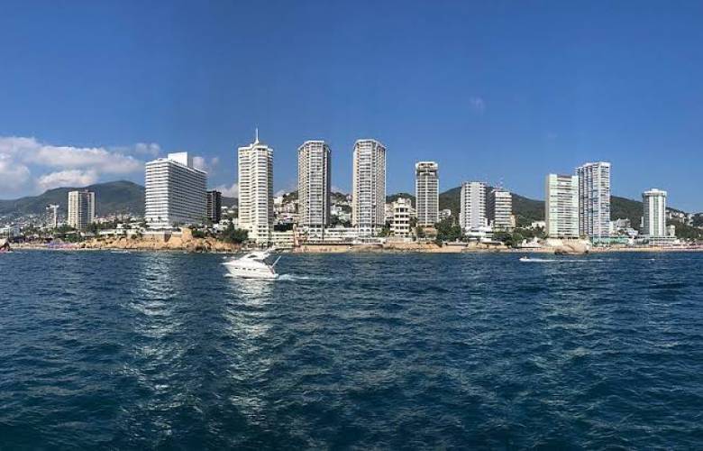 Agoniza hotelería en el centro de Acapulco. 