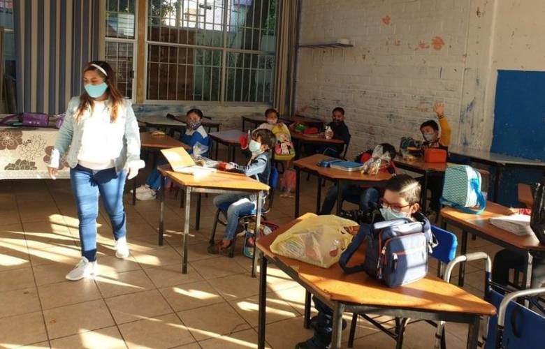 SEP: Reanudan clases presenciales 24 mil 406 escuelas en México