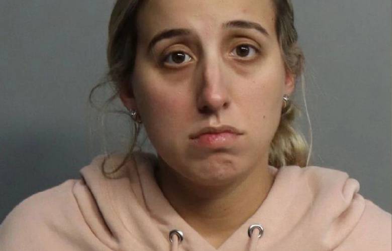 Apresan a maestra por tener relaciones con estudiante de 14 aÃ±os: menciona un romance entre ellos