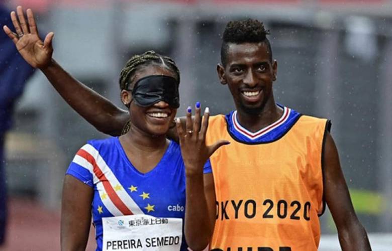 Le piden matrimonio a atleta paralímpica en Estadio Olímpico