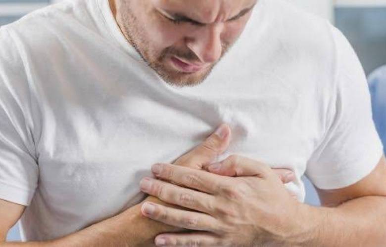 Estudio advierte que consumir alimentos ultraprocesados eleva el riesgo de sufrir enfermedades cardiovasculares. 