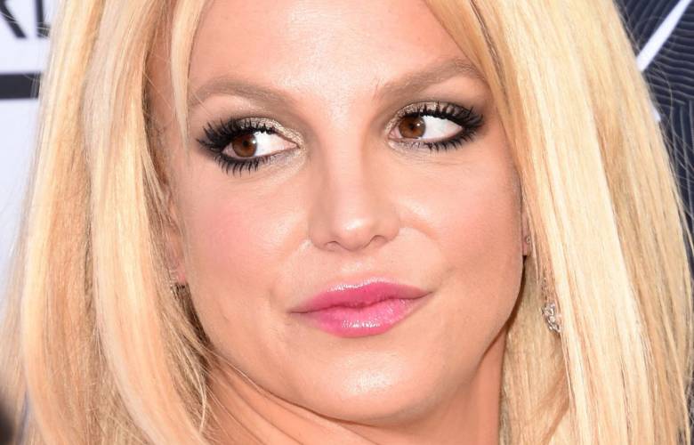 Britney pide tutela, tras llevar una vida de 
