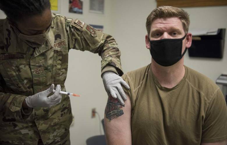 Estados Unidos obligará a sus soldados en activo vacunarse