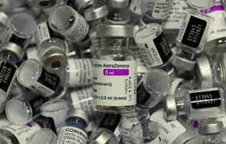 Fármaco experimental de AstraZeneca reduce riesgo de COVID-19 grave o muerte
