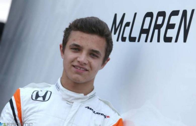 Lando Norris firma nuevo contrato con McLaren hasta 2022 