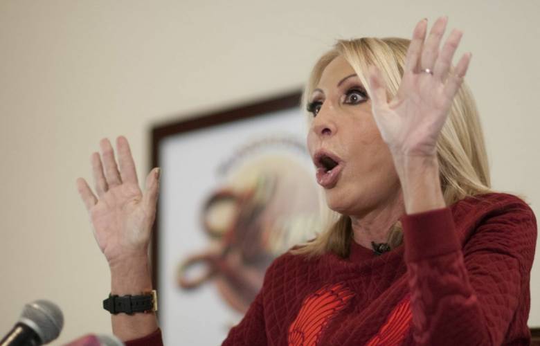 Laura Bozzo obtiene suspensión y evita ser detenida 