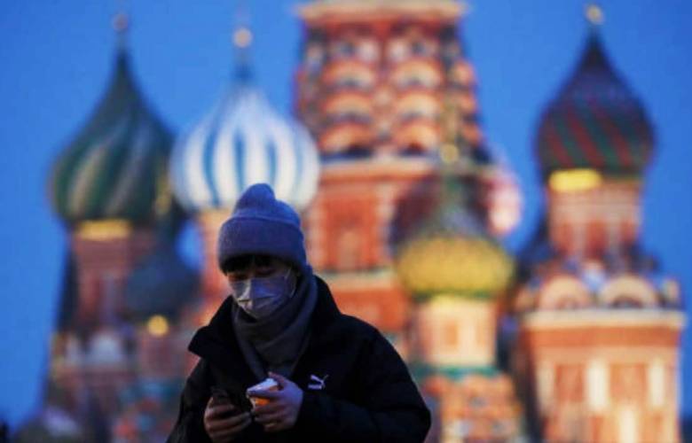 En medio de su cuarta ola, Rusia reporta los primeros casos de Ómicron