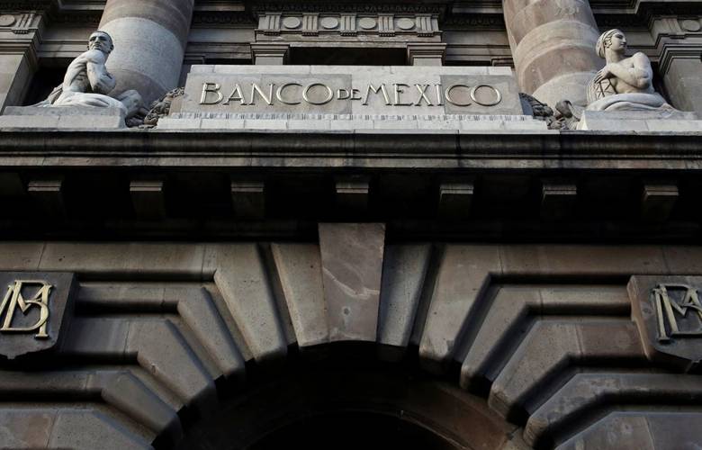 Pandemia lleva a que reservas internacionales bajen