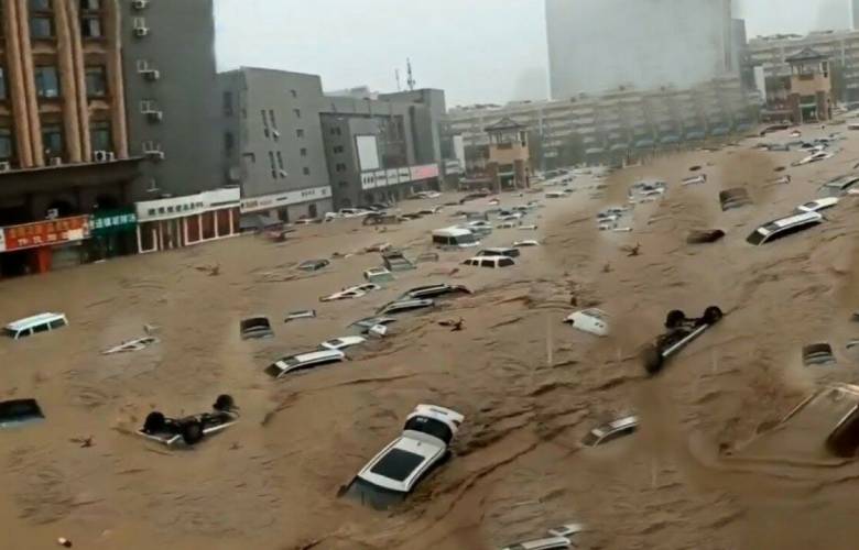 Dejan al menos 12 muertos inundaciones y lluvias en China 