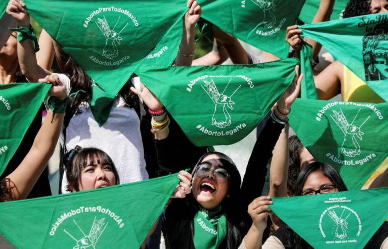 Hidalgo avala despenalización del aborto