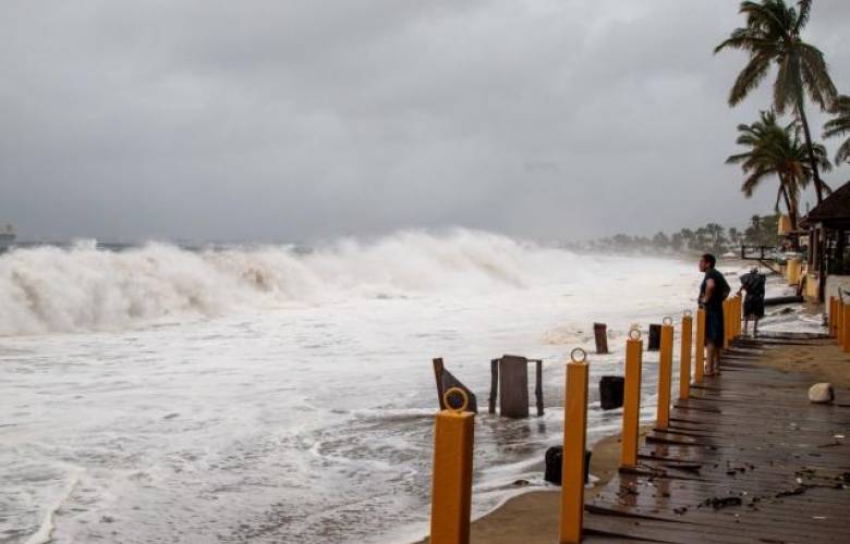 La tormenta tropical Kevin se localiza a 640 kilómetros de Baja California Sur