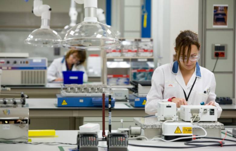 Farmacéuticas rechazan abrir patente de vacunas contra Covid