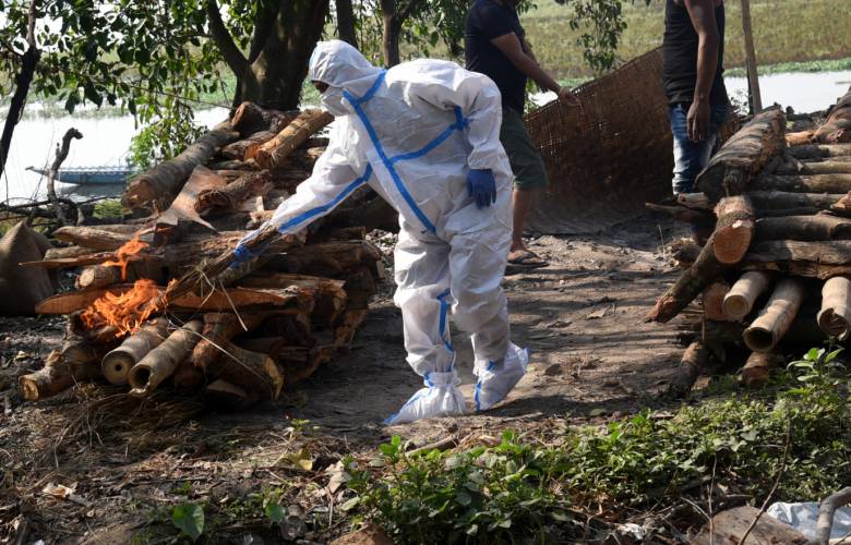 India en crisis de Covid: unas 115 personas mueren cada hora