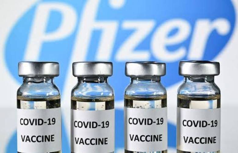 FDA aprueba por completo la vacuna Pfizer contra el covid-19. 