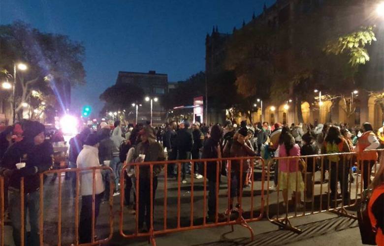 En Palacio Nacional migrantes piden libre tránsito por todo México