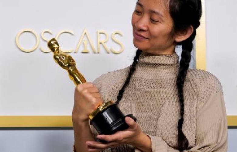 Premios Oscar: El régimen de Xi Jinping censuró el histórico éxito de la directora china Chloé Zhao 