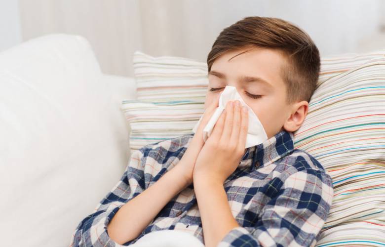  Menores de 5 años que se contagian de ómicron se ven afectados con tos áspera