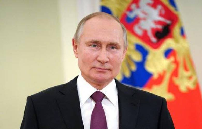 Vladimir Putin aislado; se detectaron varios casos de Covid-19 en su entorno.