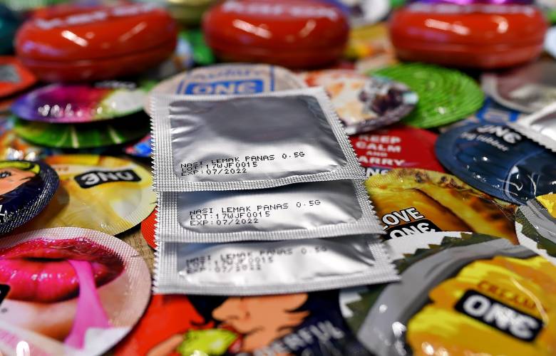 Venta de condones repunta tras caída el año pasado