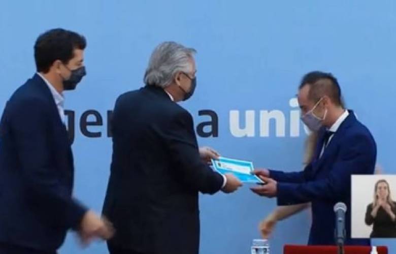Argentina, primer país de AL con una identificación para personas no binarias