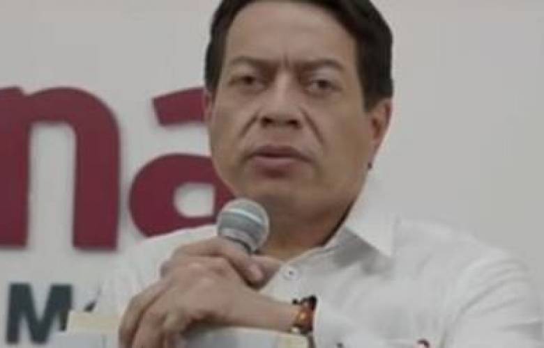 Desvió más de mil millones de pesos de la Línea 12 a Singapur