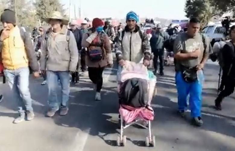 Una caravana migrante se moviliza en dicción a la Ciudad de México