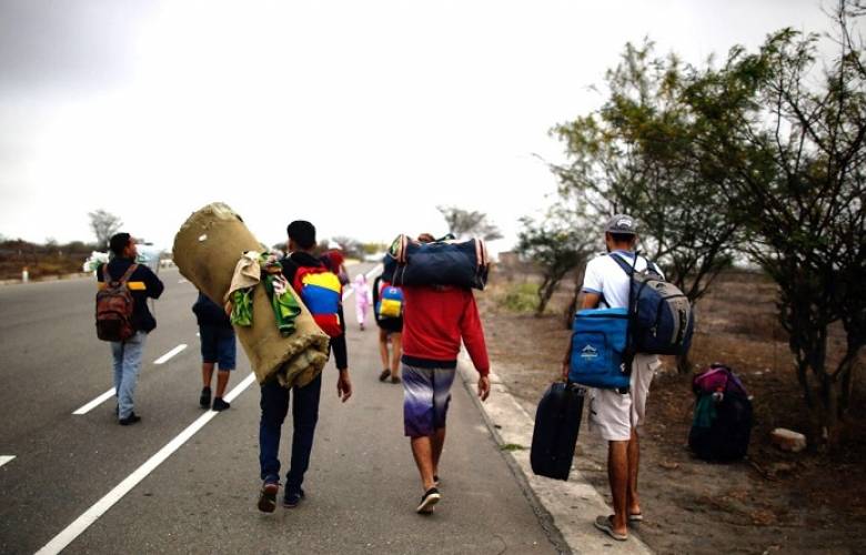 Juez de EU ordena no usar pandemia para expulsar migrantes