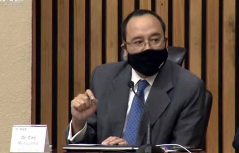 Dar tarjetas sin dinero no es ilegal, INE