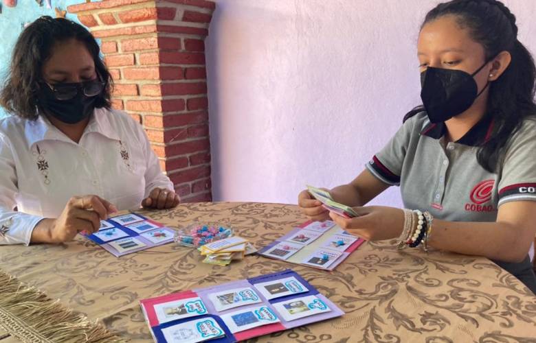 Oaxaca: Alumna crea lotería para aprender conceptos de física