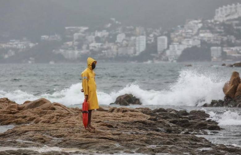 Tormenta tropical ''Enrique'': podrÃ­a convertirse en huracÃ¡n