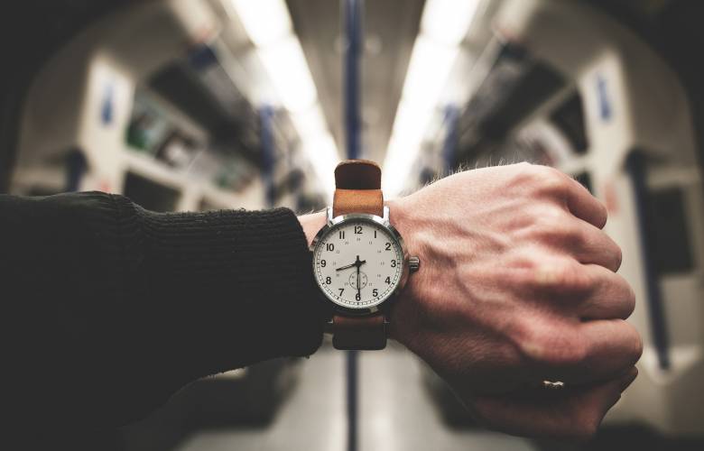 Horario de invierno 2021; deberá ajustarse el reloj