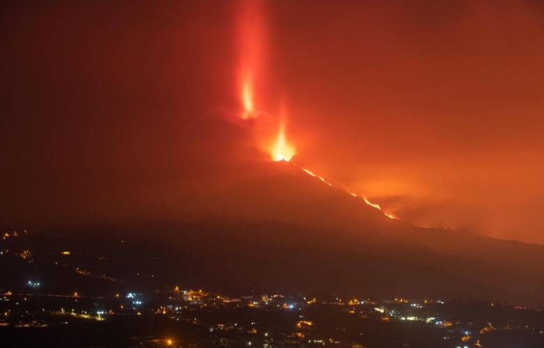 Erupción del volcán de La Palma cumple un mes; más de 700 hectáreas afectadas