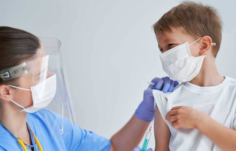 Prevé Estados Unidos autorizar el uso de la vacuna Pfizer en niños