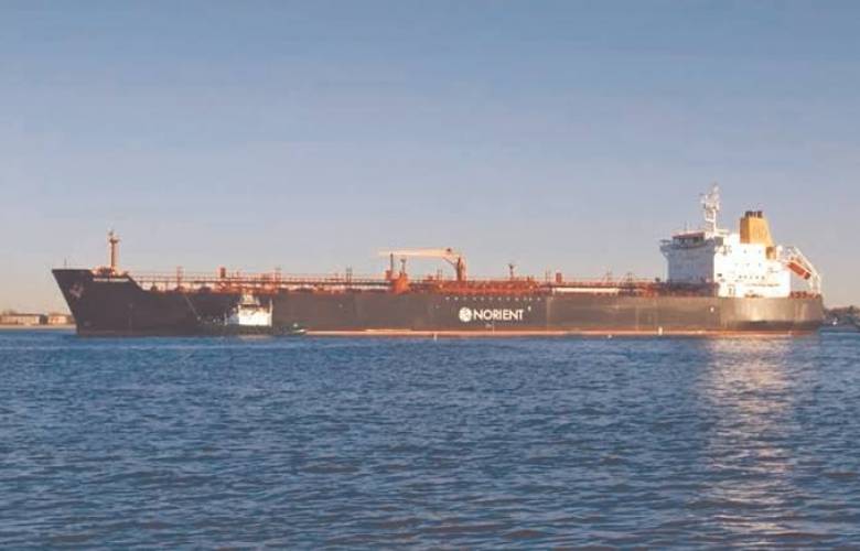 México envía barco petrolero a Cuba. 