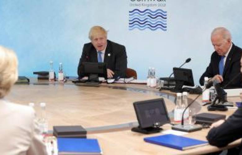 Reino Unido convocó reunión de emergencia del G7 por variante Ómicron 