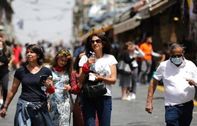 Israel sin cubrebocas, más cerca del regreso a la normalidad