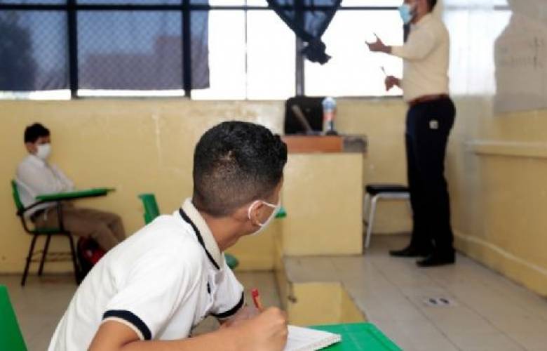 Ciclo escolar 2021-2022 : SEP prevé regreso  para el 30 de agosto