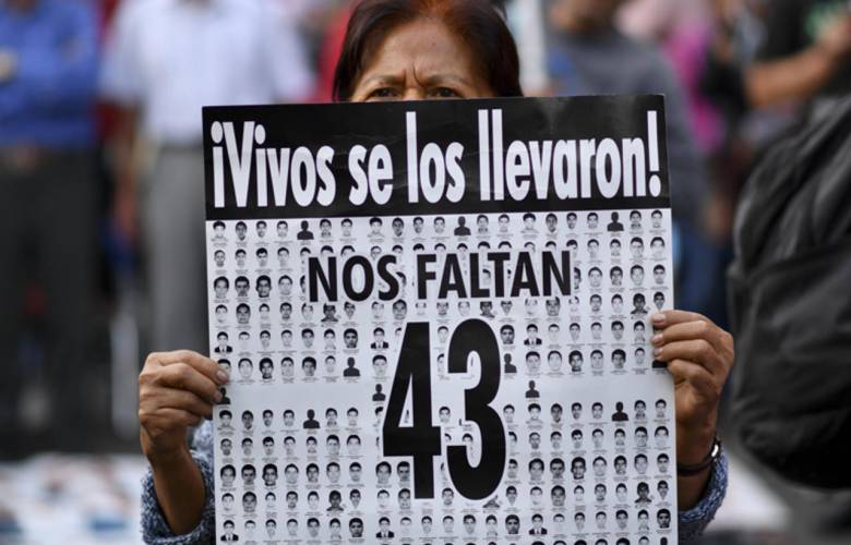 Fiscalía federal emite nueva orden de captura contra exfuncionario por Ayotzinapa
