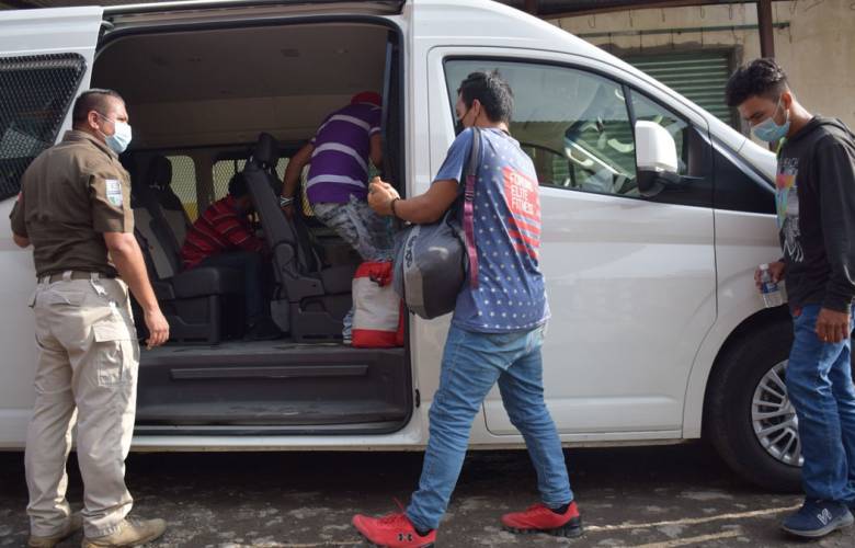 Nuevo León: Rescatan a 83 migrantes y detienen a 2 